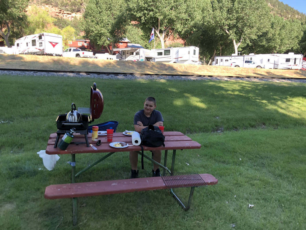 590D578A-2FB5-4108-9894-5F3651CC9E6F