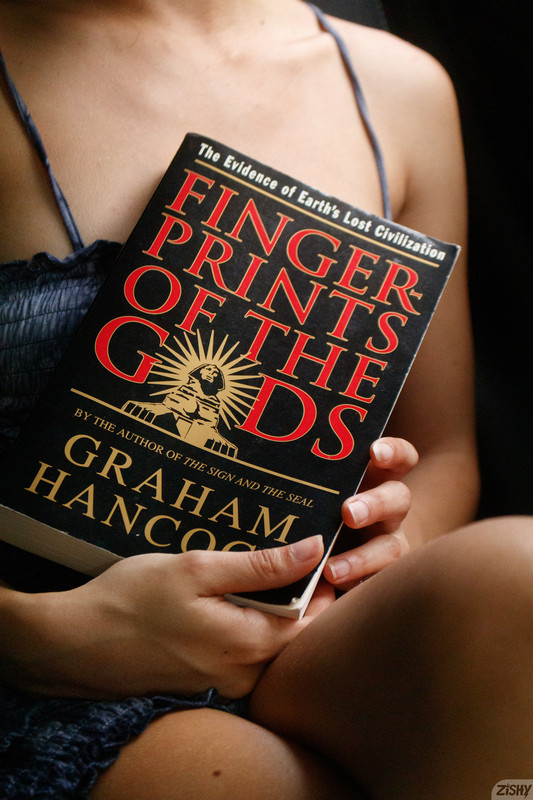 full_021_2046183538103813