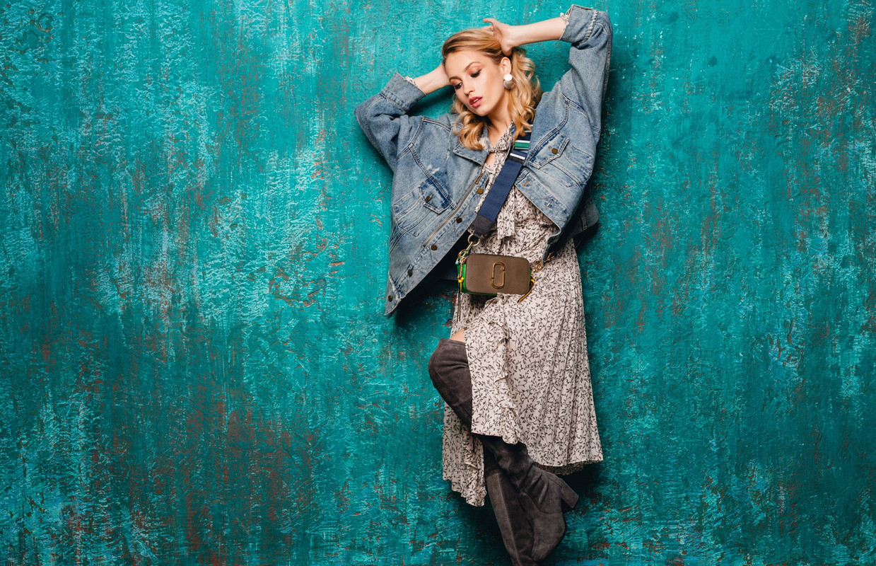 Giacca jeans, 5 idee per l'outfit autunnale Giacca jeans, 5 idee per l'outfit autunnale