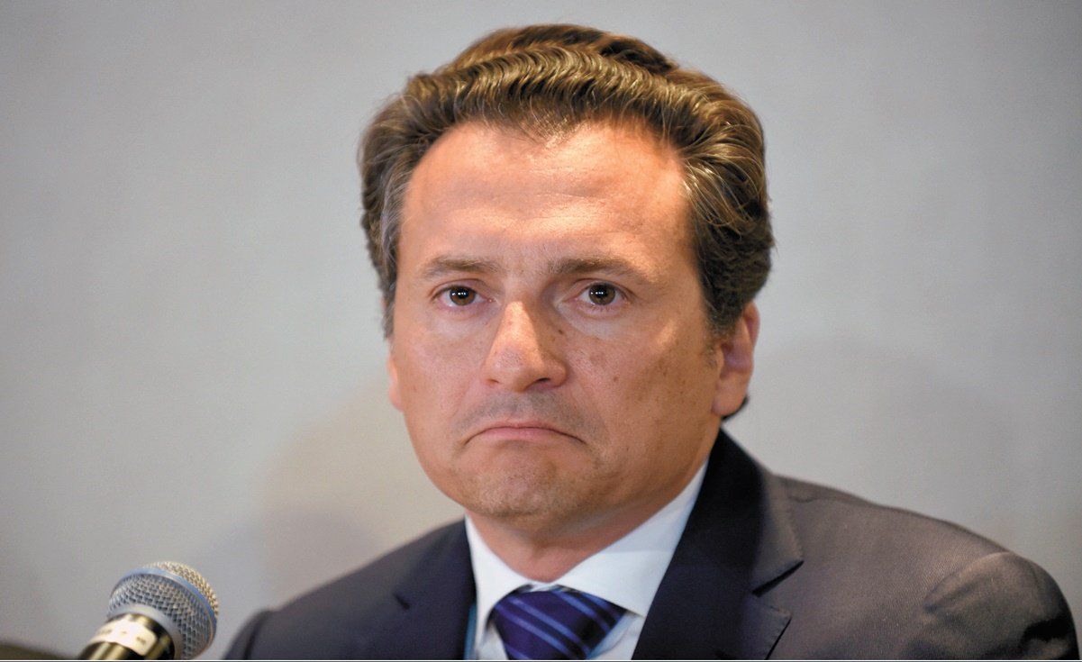 UIF denuncia a Emilio Lozoya por 214 viajes al extranjero