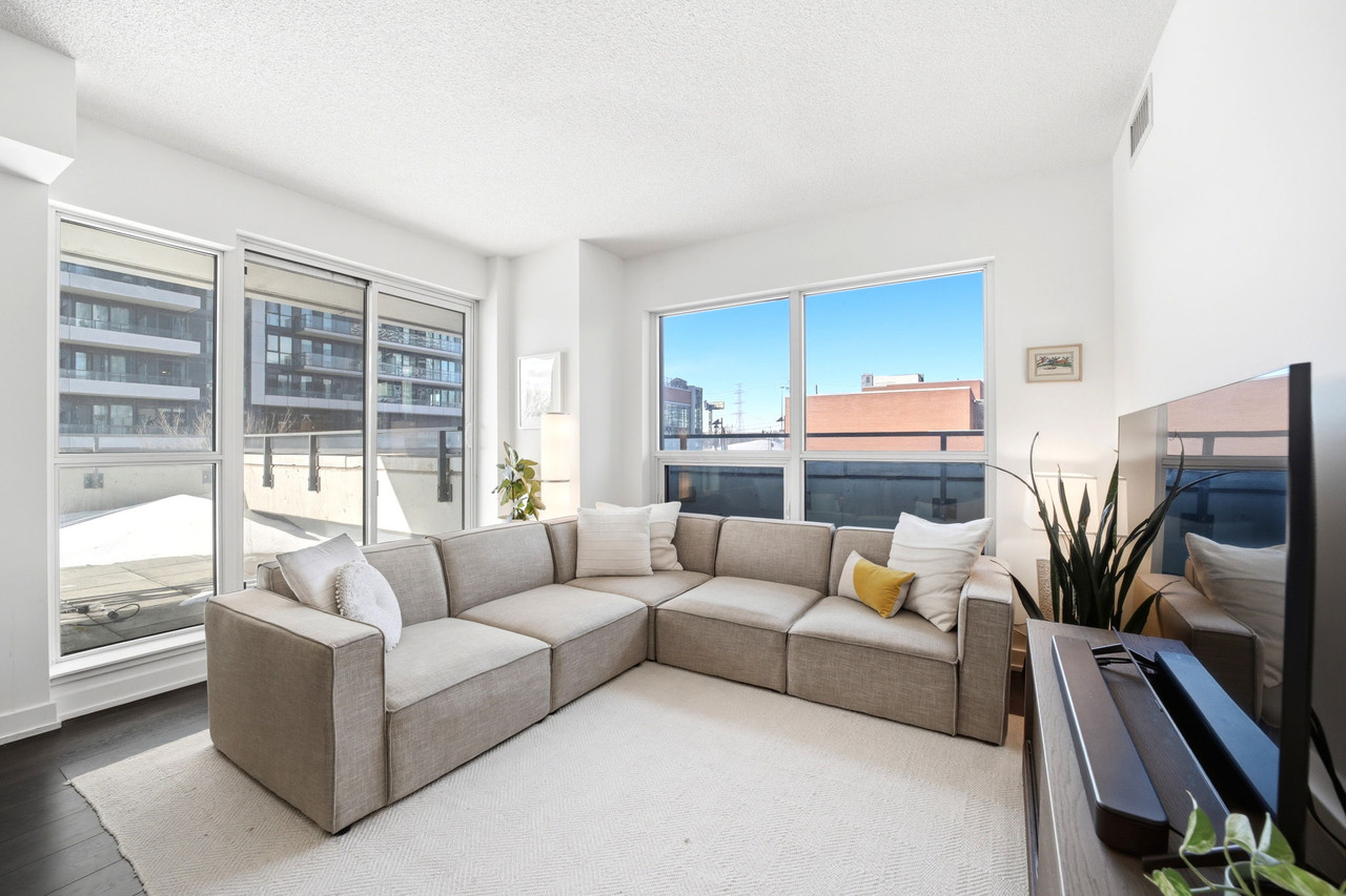 11 web or mls 1A3A6219