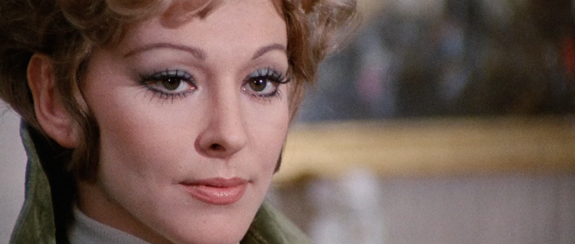 Le Foto Proibite Di Una Signora Per Bene (1970) BRRip.VOSE.mkv_snapshot_01.15.48.424