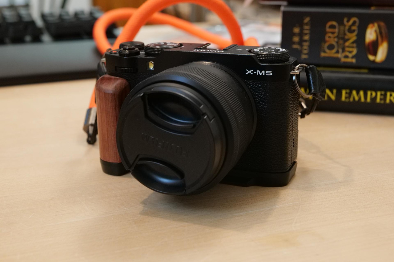 P1093937
