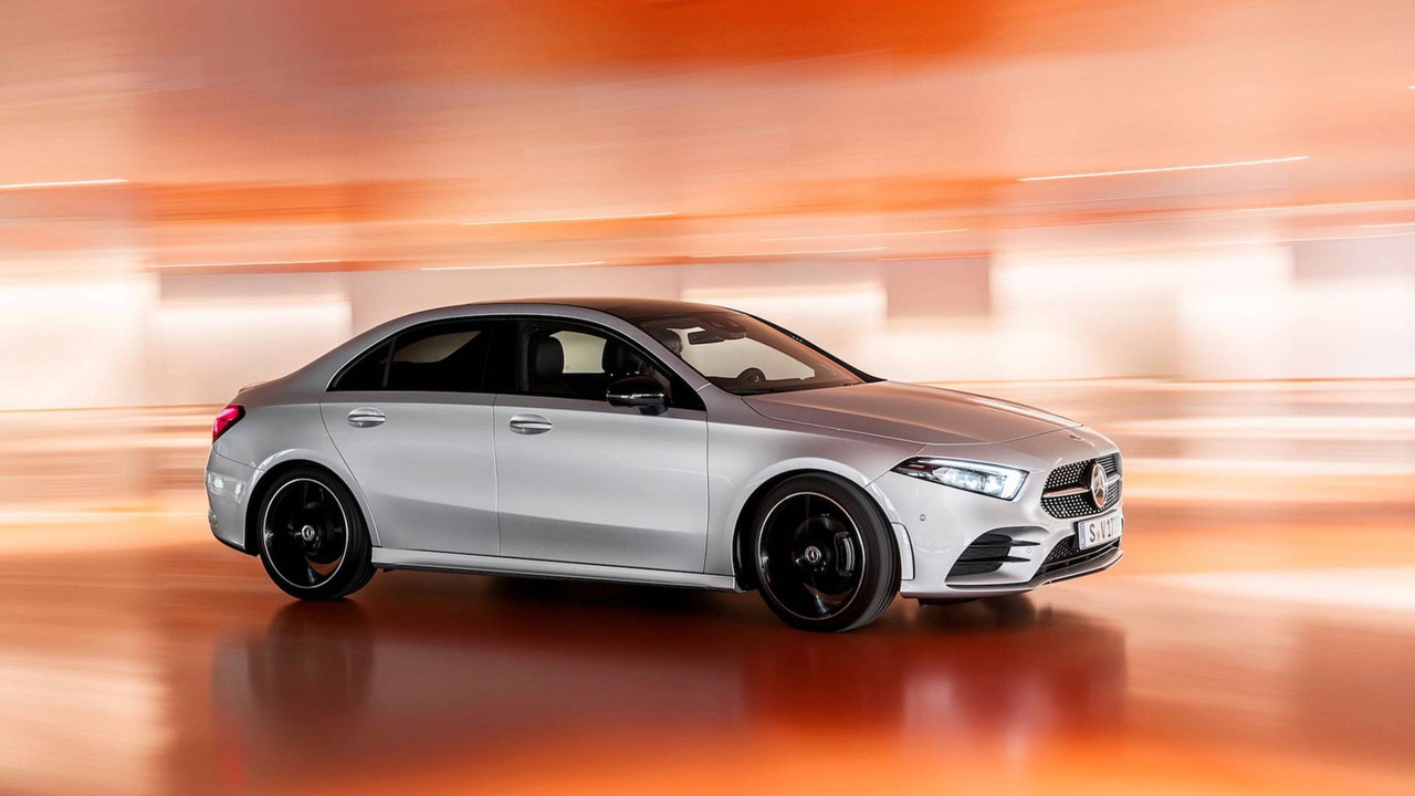 2019 Mercedes-Benz A-Class Saloon (14)