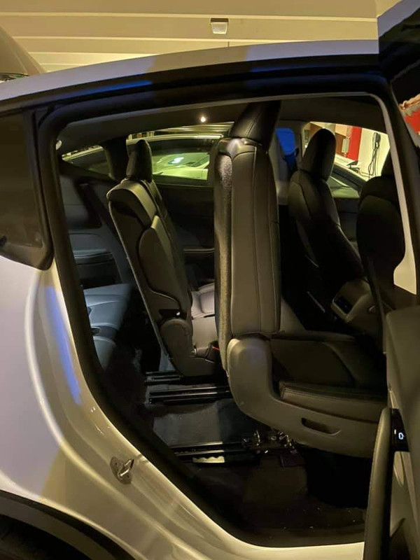 30E916A9-C07E-4794-BED3-D8375B18E2CC