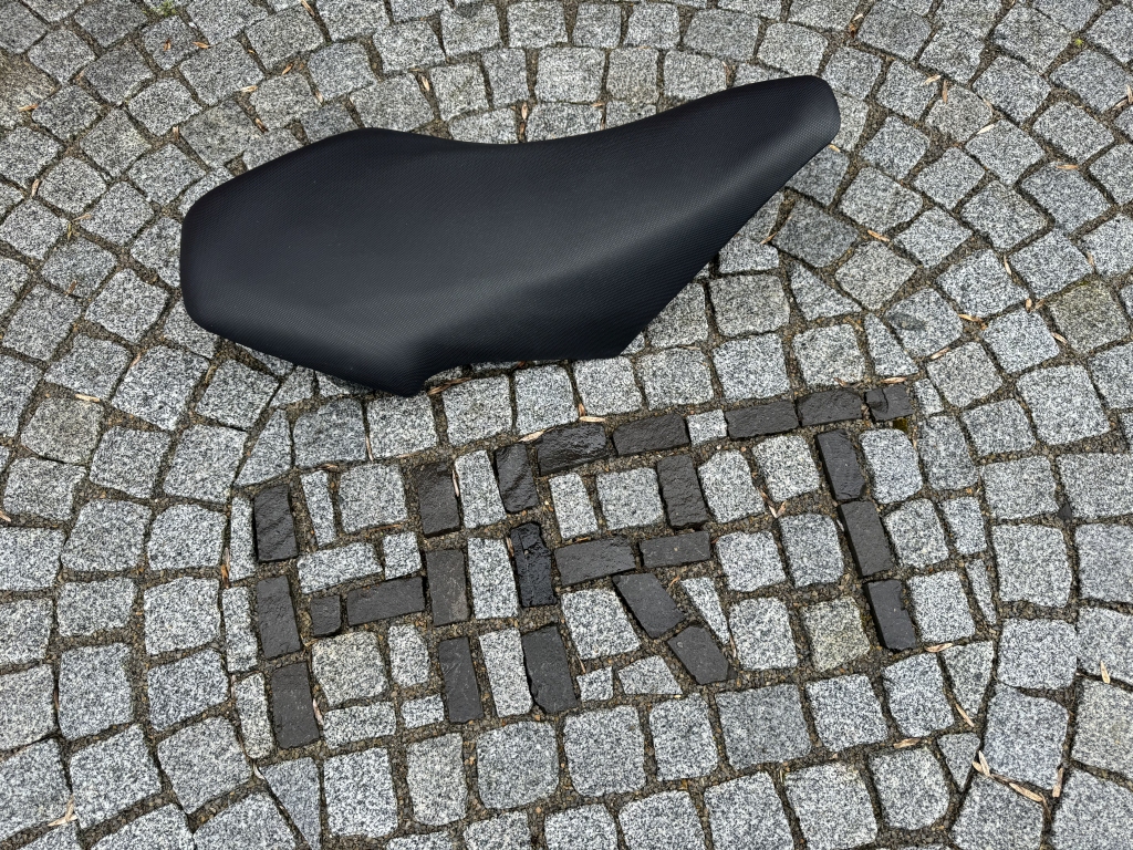 Sitzbezug RACE