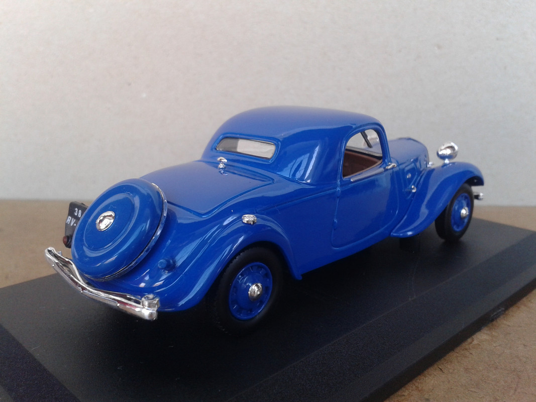 1938 Citroën Traction Avant 11 B Coupé (Universal Hobbies – nº20 LA SAGA DE LA TRACTION CITROËN) (5)