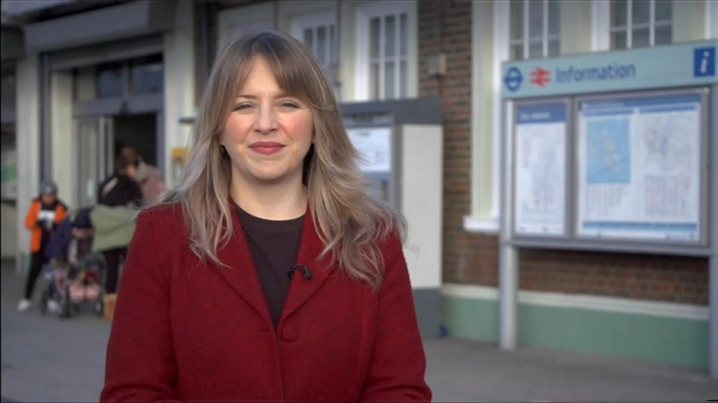 BBC London News_20230102_22252230.ts_snapshot_00.46.728