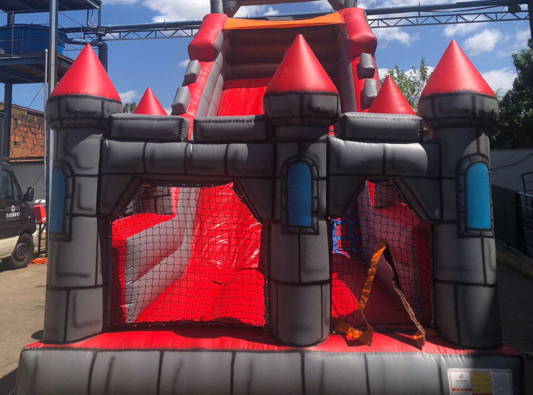 Tobogã Castelo Gigante