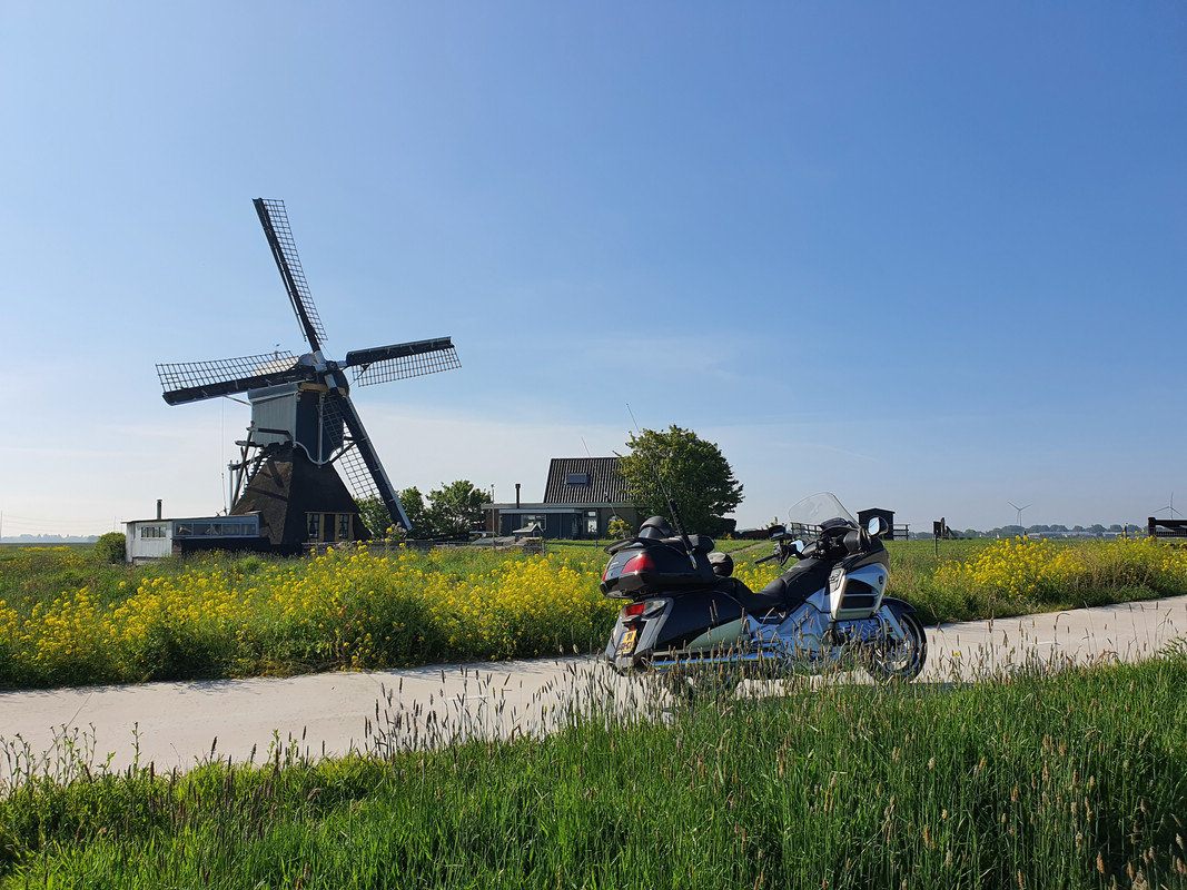 Pieter Zuijkerbuijk, Achthovense Molen 01 Leiderdorp 08-05-2020