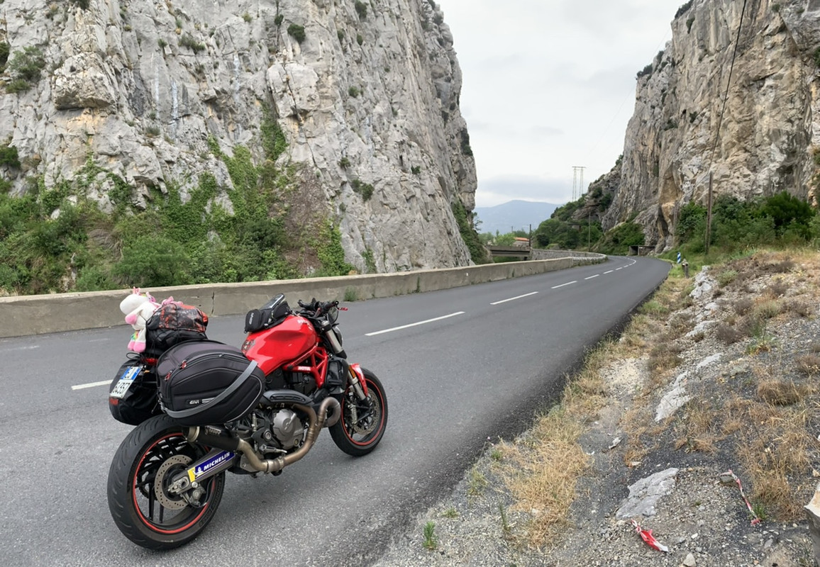 4AF61605-5CB8-4171-8758-5D671511226E