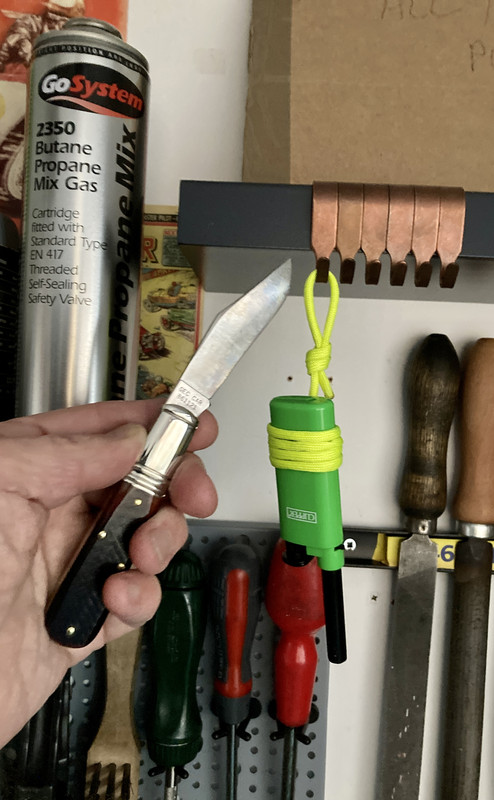 5718248E-53D2-4413-9312-980283232FAA