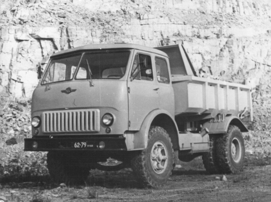 МАЗ-503Б (1965-70)