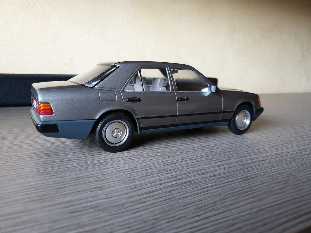 Mercedes 300D_1 (17)