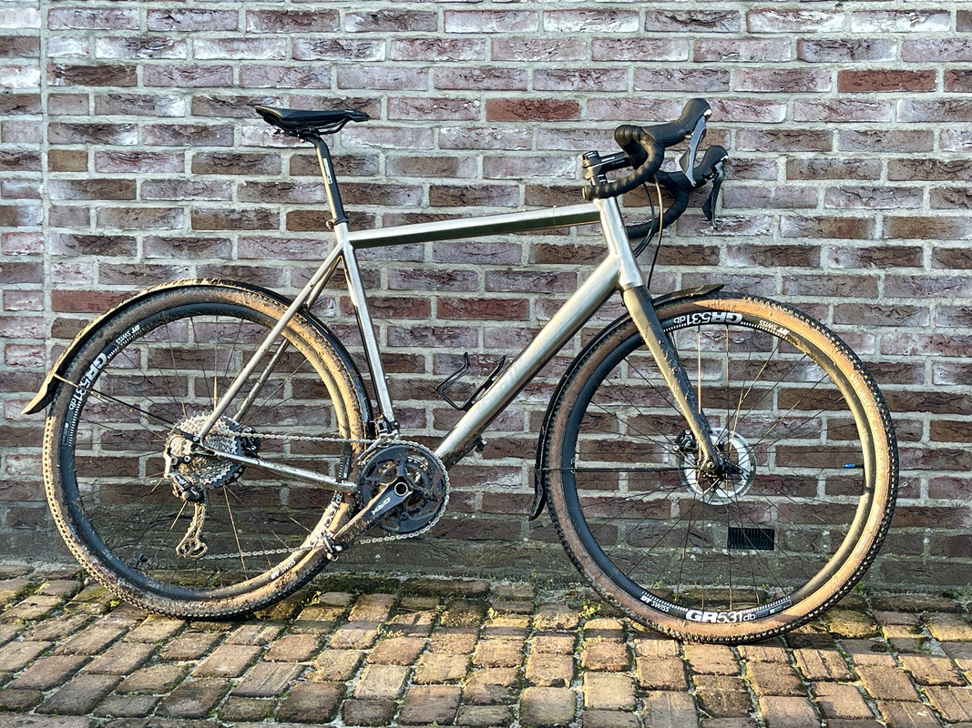 28DD180C-2C0F-4EFD-A3A1-2058873ACC41