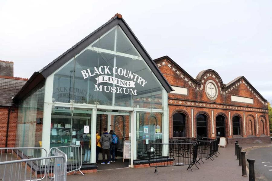 Бирмингем - Институт черных стран (The Black Country Living Museum) Бирмингем - Институт черных стран (The Black Country Living Museum)