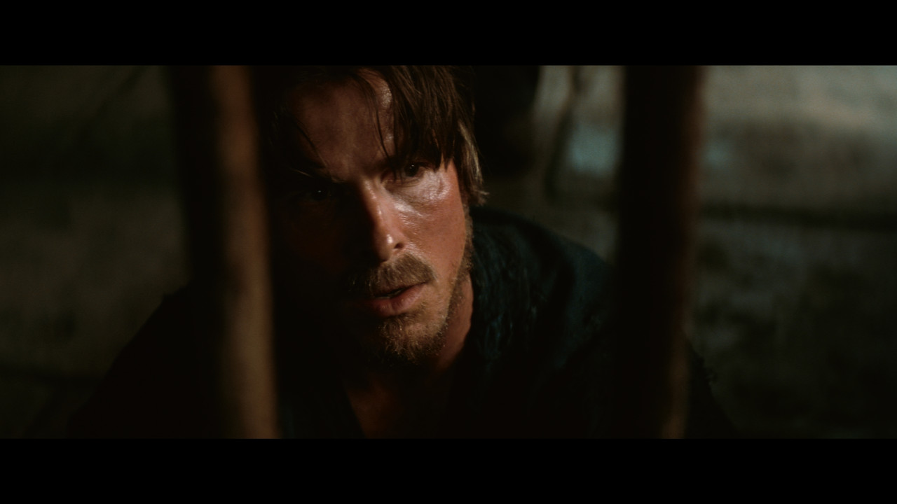 the.dark.knight.rises.2012.4k-kc.mkv_snapshot_01.53.41.420