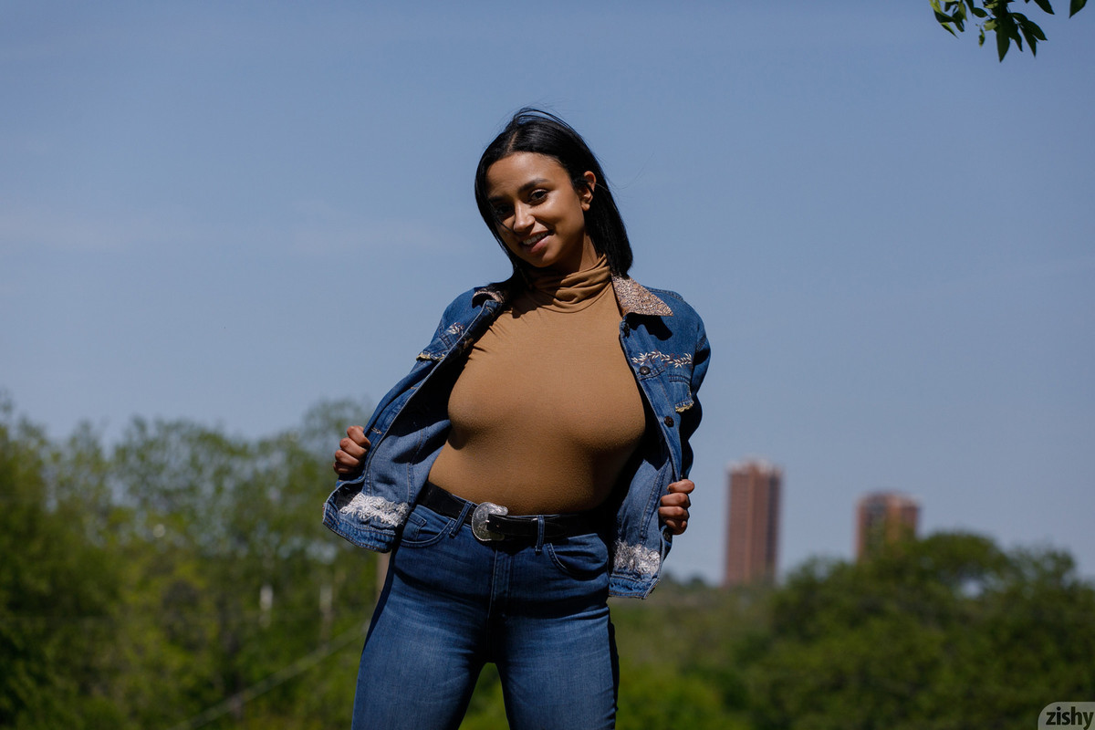 full_015_9219100910140220