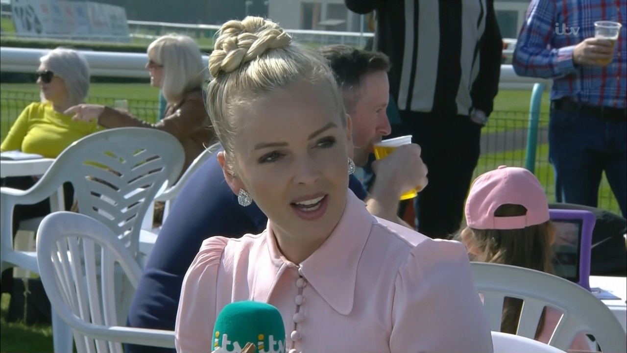 ITV Racing Live from Doncaster_20220326_13001600.ts_snapshot_00.03.12.014