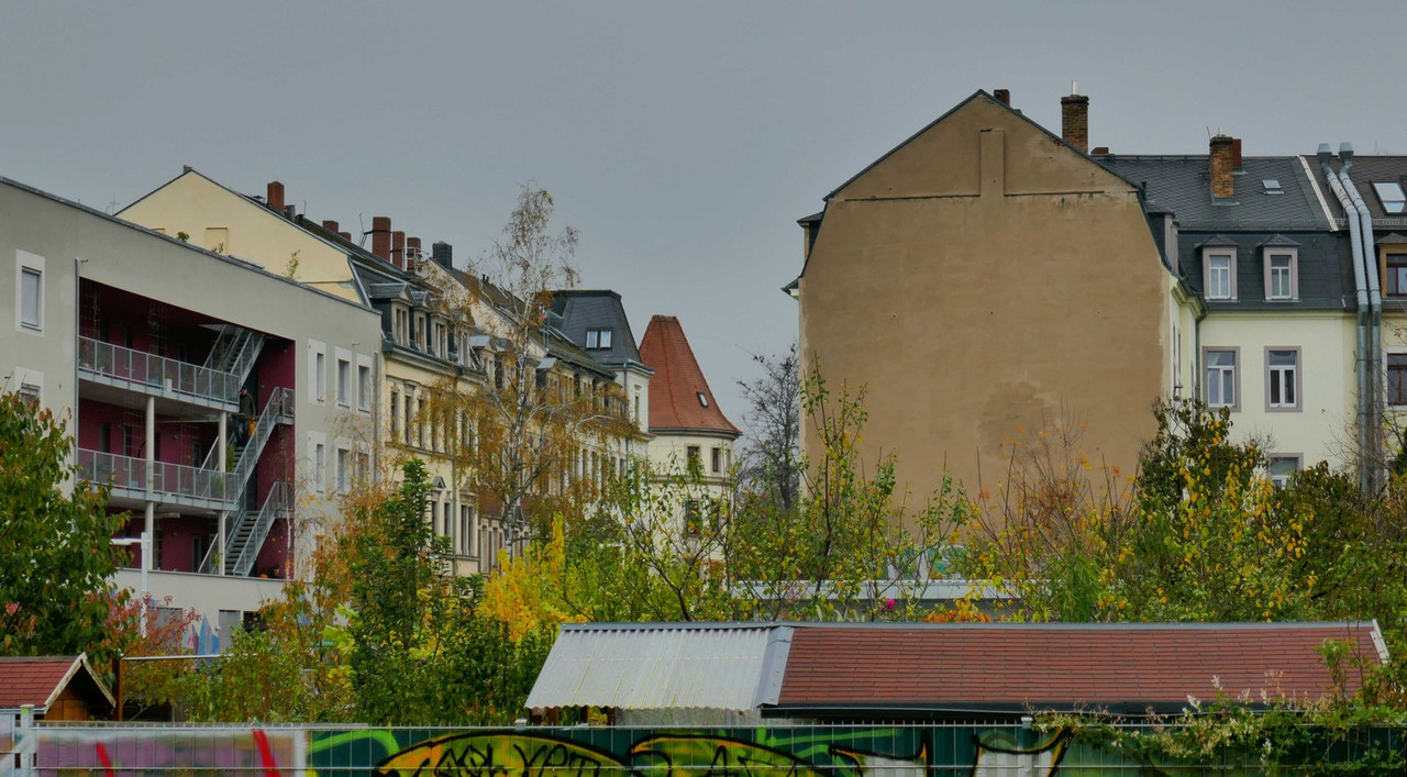 Bild: https://i.postimg.cc/pLdcHGQf/P1240490.jpg