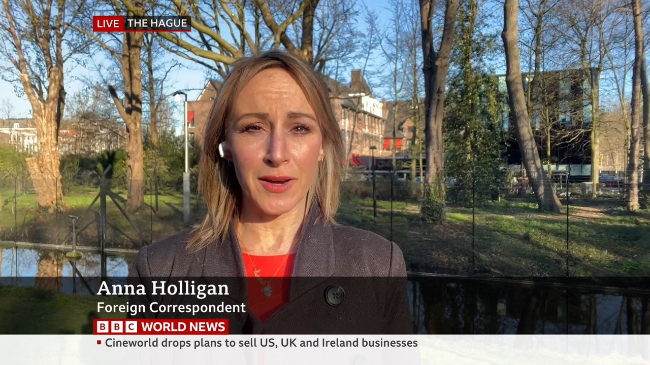 04.03 - 08.00.00 - BBC News. A quick summary of the latest news and u....ts_snapshot_09.08.440