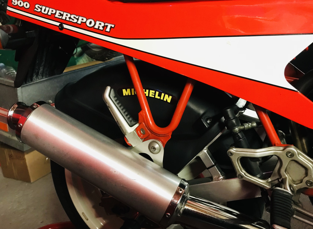 BBF1D1F2-79EA-4F12-A57B-48673FAC603A