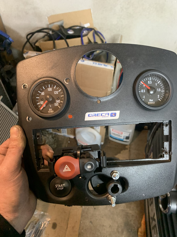 0C8FE60B-E46E-415A-B65B-3648915C61D9