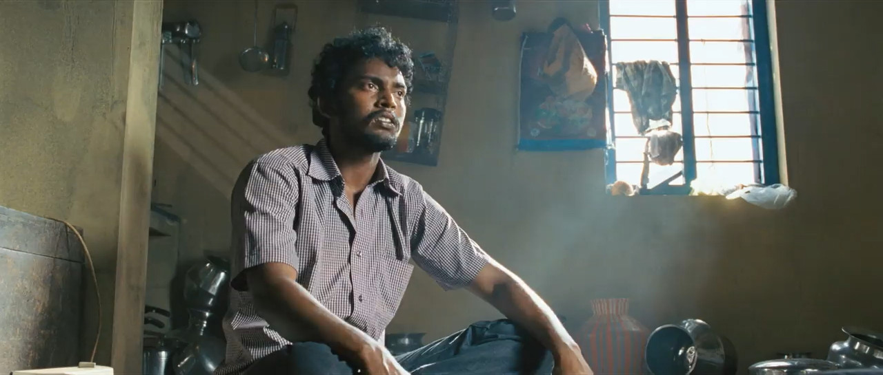 Thoonga Nagaram 2011 WebRip [Tamil] 480p 720p ESub Screenshot