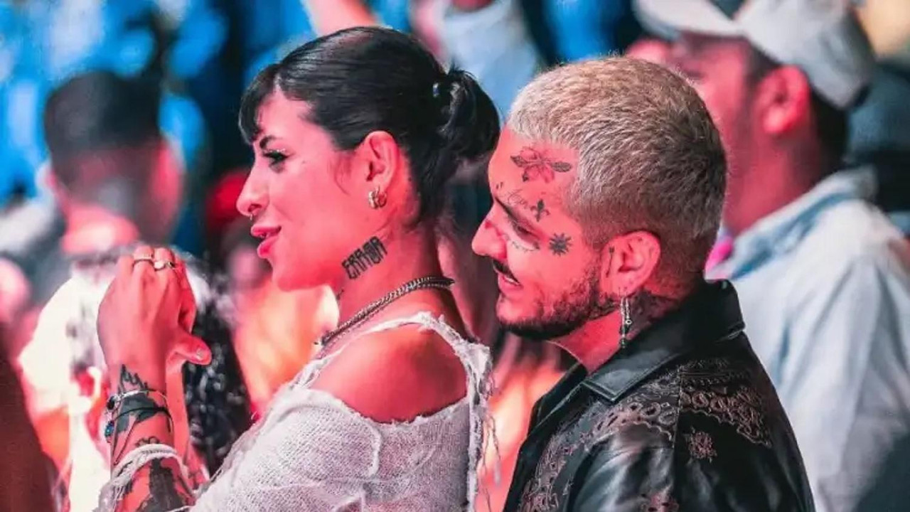 Christian Nodal se besa frente a una iglesia con Cazzu ¿Planes de boda?