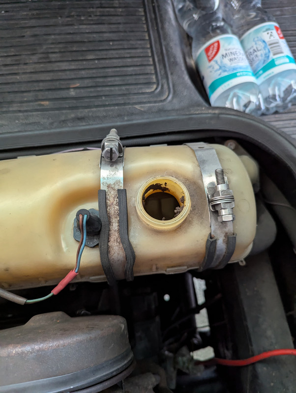 Ablagerung Ausgleichsbeh�lter