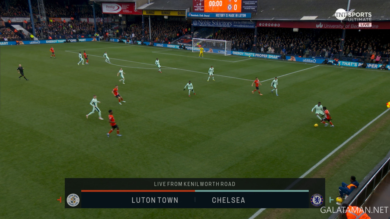 [Image: 20231230-LUT-CHE-EPL-0-4-K-ts-snapshot-01-00-41-730.jpg]