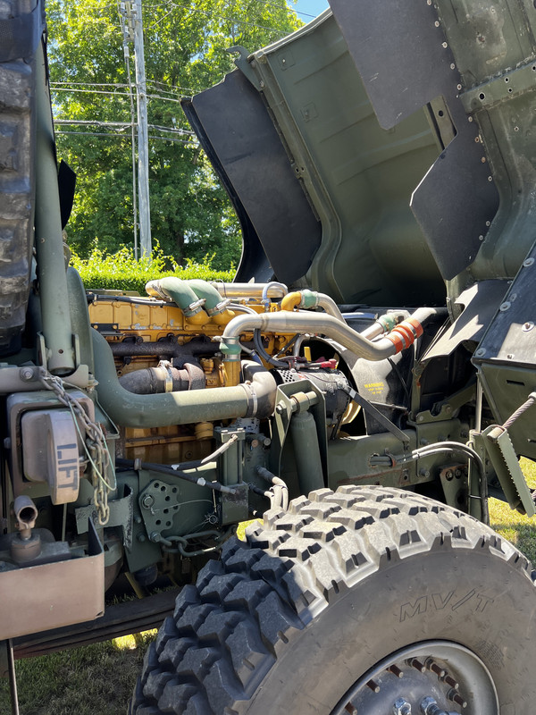 1998 Stewart and Stevenson M1079 Expedition Portal