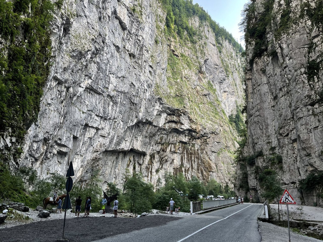 4AEE3B34-3A69-4085-BC8F-B4CA2A07C109