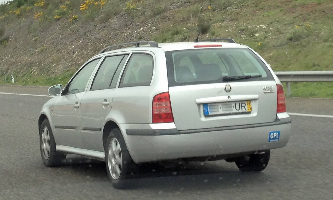 IMG-6202-skoda-octavia-1-6-combi-typ-1u-mk1-facelift.jpg