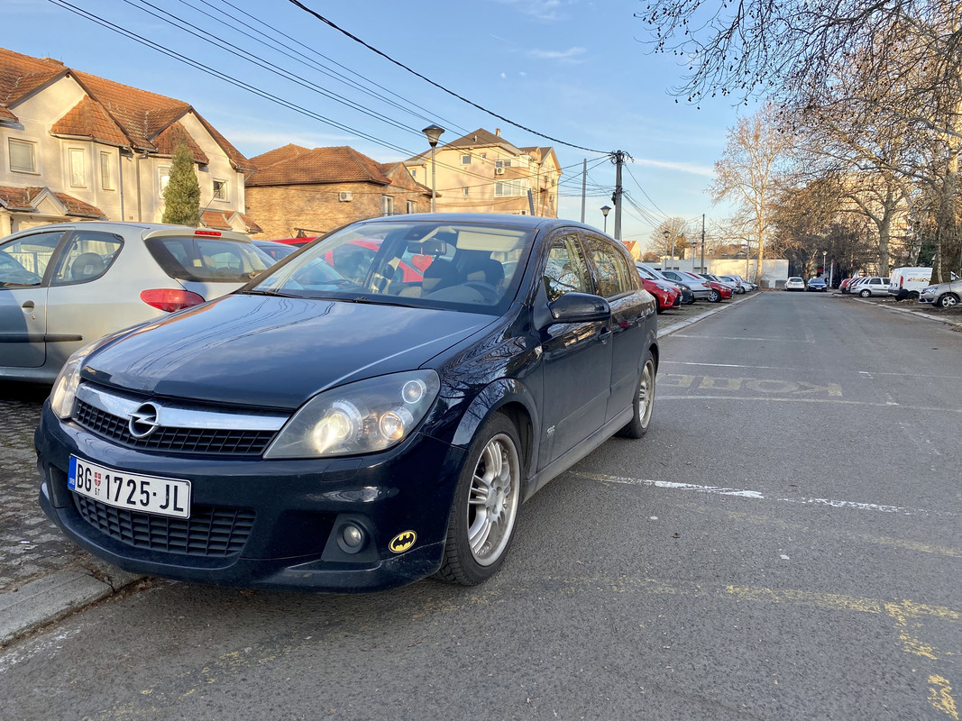 8A52F5CC-2782-4CC7-9DD7-33D8D49739AE