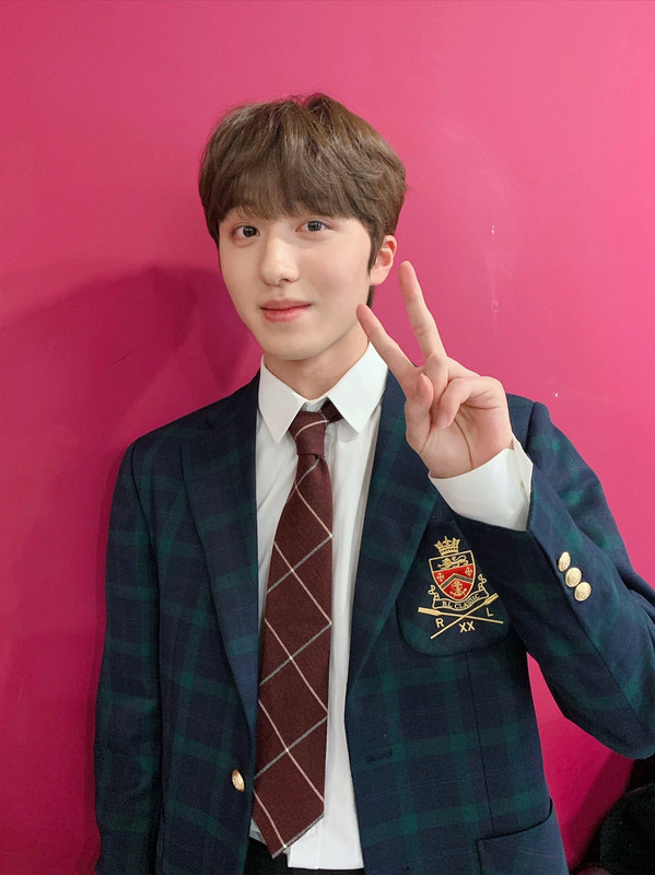 19883856-7-A0-F-48-A8-84-DF-A6-A4-DDFA8-