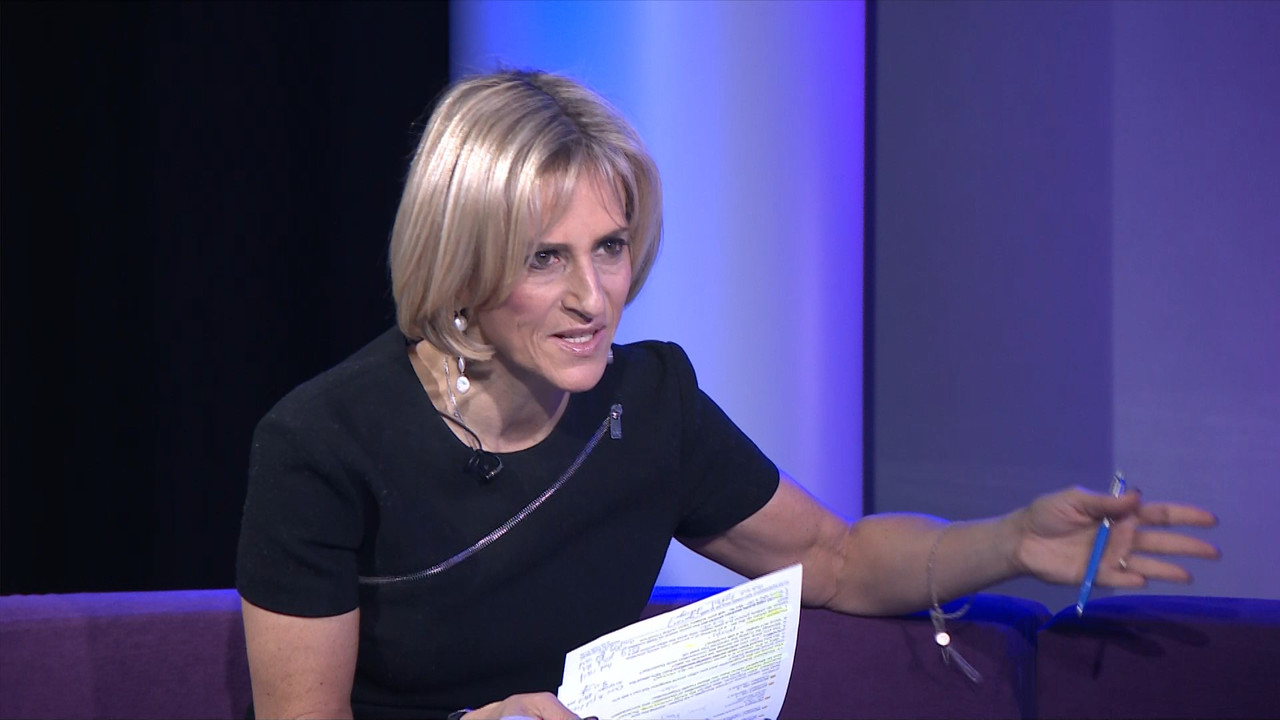Newsnight_20201202_22452325.ts_snapshot_30.13.377