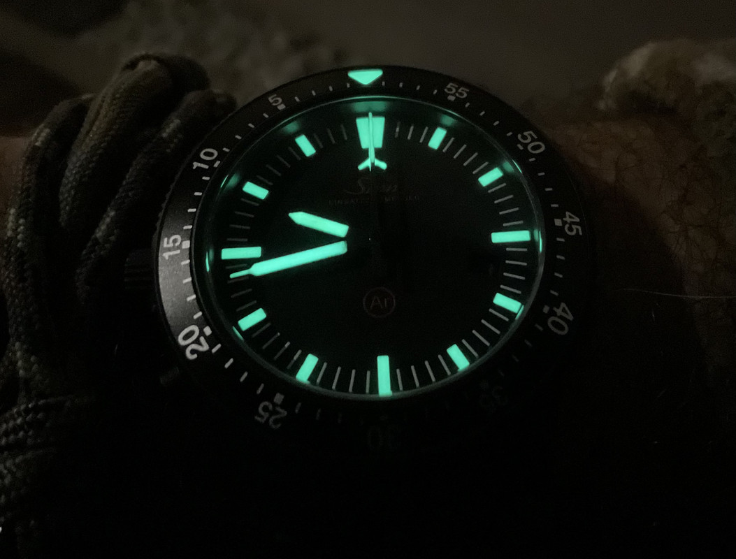 6C3075F5-11A1-4F04-AF09-9AC0922A419F