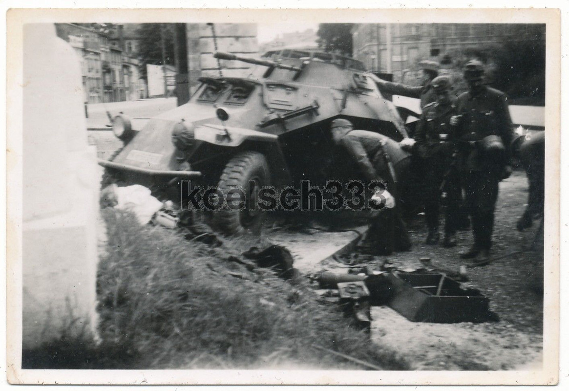 Foto Panzerspähwagen Wrack Belgien - Frankreich 