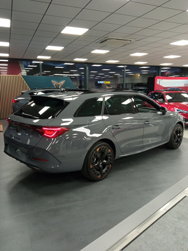 7E1867D9-5302-421A-9C9C-1AF6E50D576F