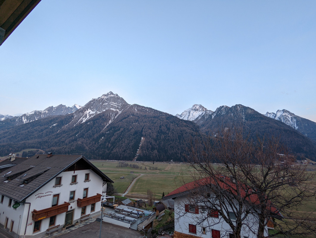 [Bild: Balkon-Aussicht.jpg]