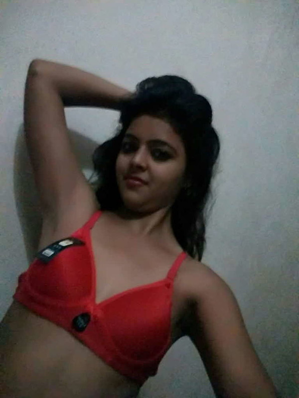 [Image: Anuj-Singh-Collection140.jpg]