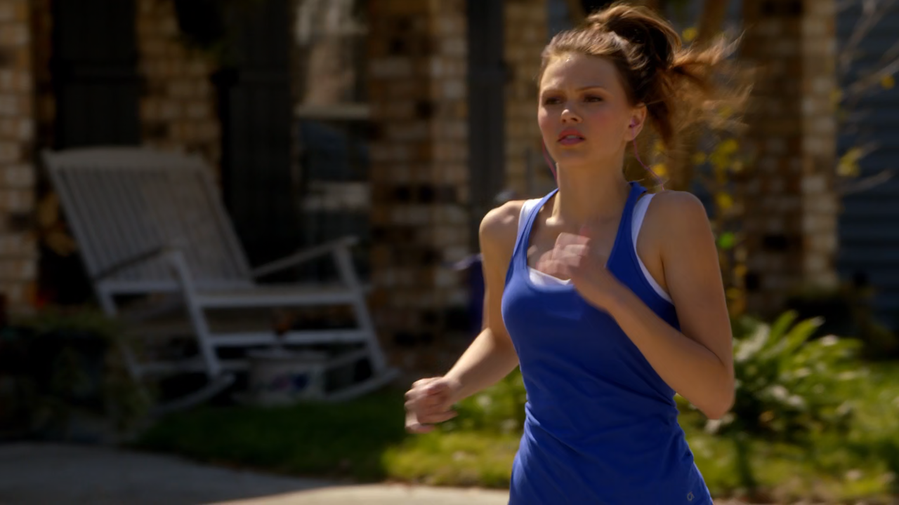 Star-Crossed (2014) S01E01 Pilot (1080p AMZN WEBRip x265 10bit EAC3 5.1).mkv_snapshot_06.17.742