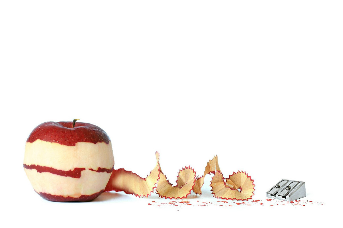 redapplepencilshavings.jpg
