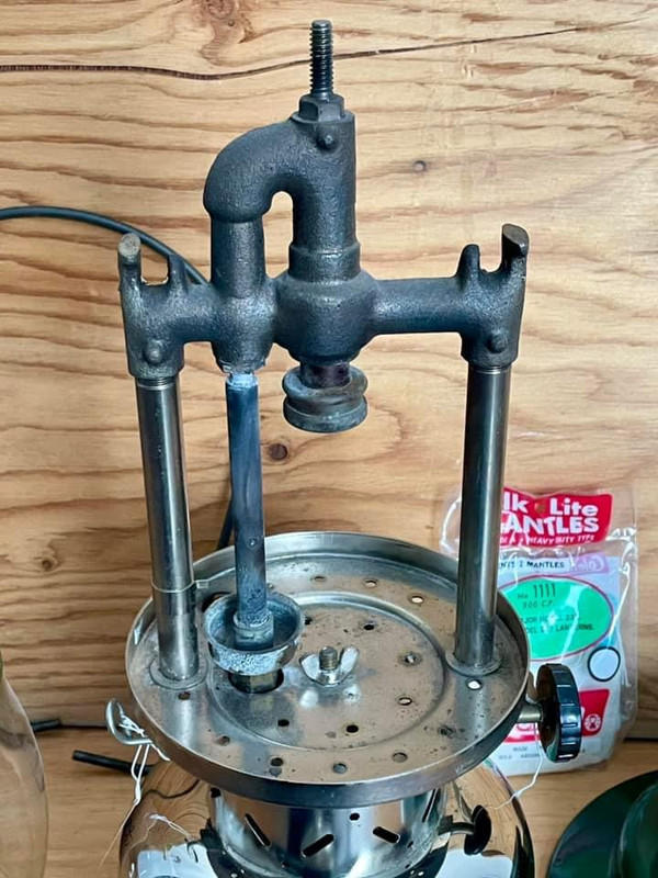 8E693B8B-3618-401E-AB3C-8013427661ED