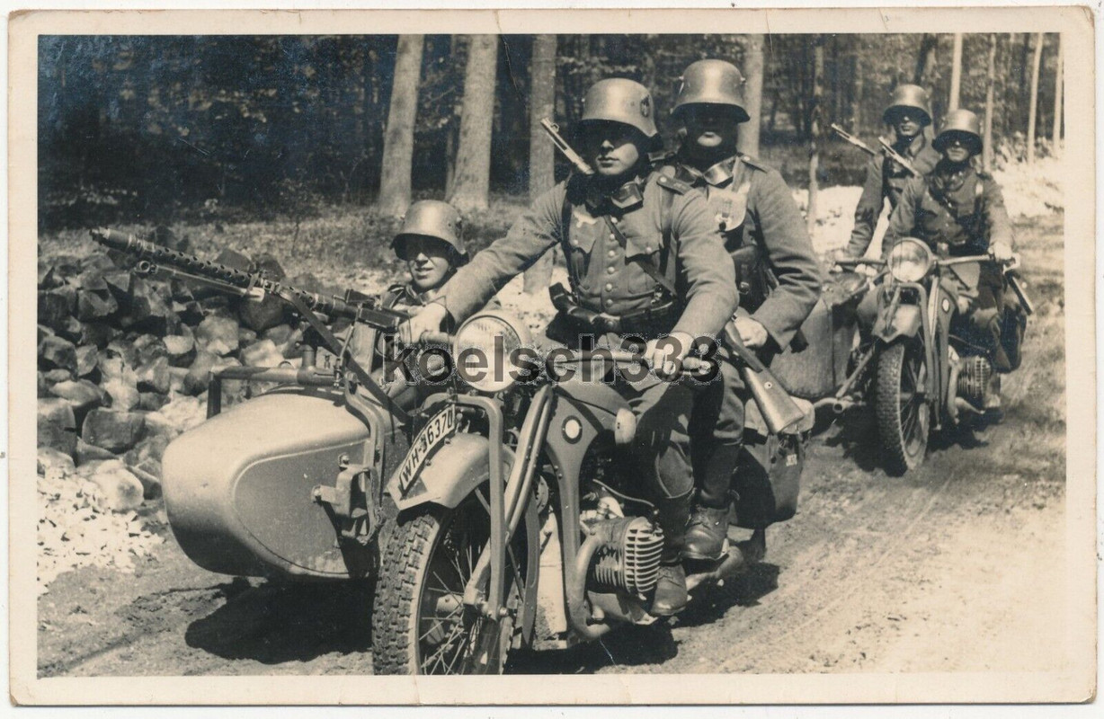 Foto Wehrmacht Kradschützen Aufklärungsabteilung 8 Potsdam BMW Motorräder MG
