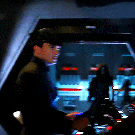 tumblr-o4ht1a-U4cp1qcxwwao2-400.gif