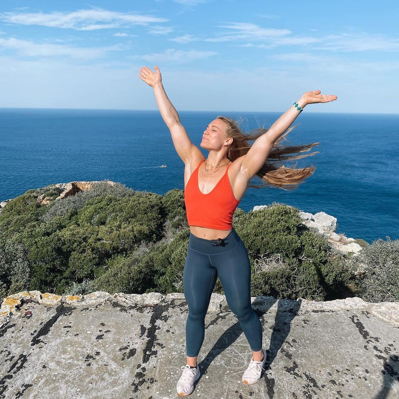 legins-w-a-view-