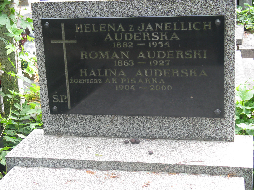 Halina_Auderska_grób