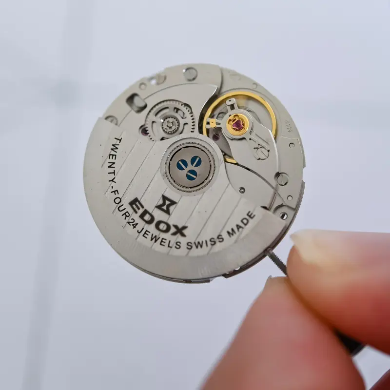 Edox-Neptunian-Grande-Reserve-SkyDiver-300m-Calibre-808-G100-hands-on-3